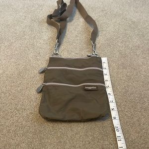 Baggallini cross body bag